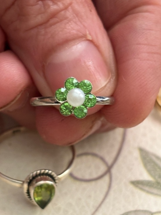 Jewelry - Silver Flower Ring with Green Stones and Pearl Center size 4 adjustable